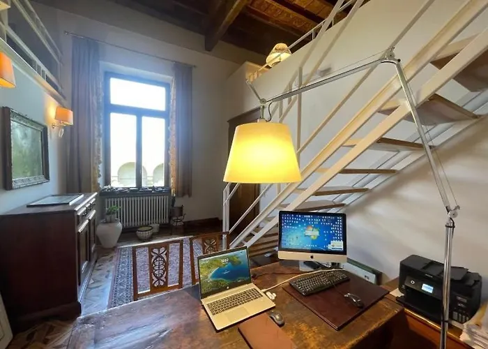 Loft Di Charme Con Travi Affrescate Appartement *